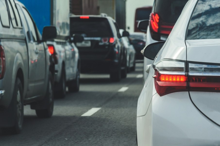 Traficul pe Autostrada A1, îngreunat din cauza lucrărilor de asfaltare