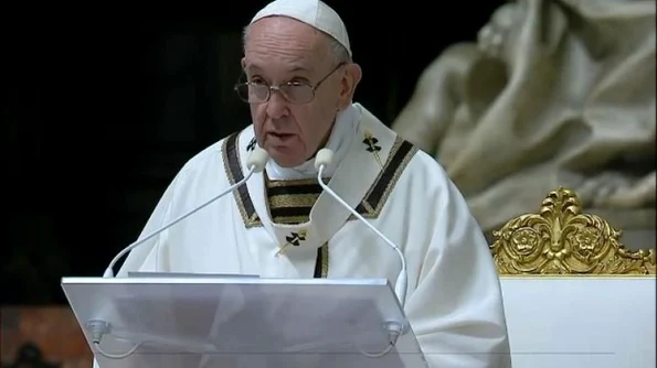 VIDEO/ Slujba de Paște de la Vatican, fără enoriași Mesajul Papei Francisc: „Fiți mesageri ai vieții în acest timp al morții!” jpeg