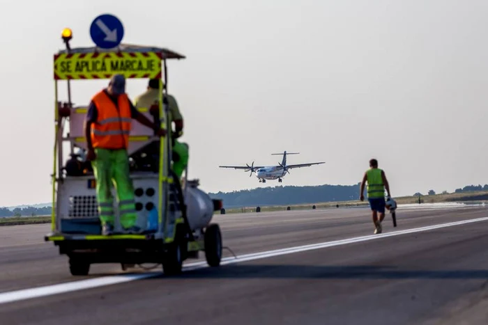 Noua pistă a Aeroportului Internaţional Iaşi FOTO Facebook