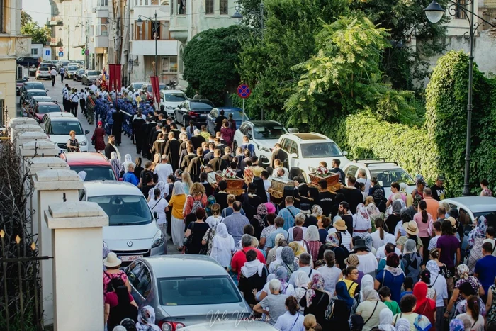 Procesiune religioasă pe străzile Constanţei FOTO Vali Vădănoiu