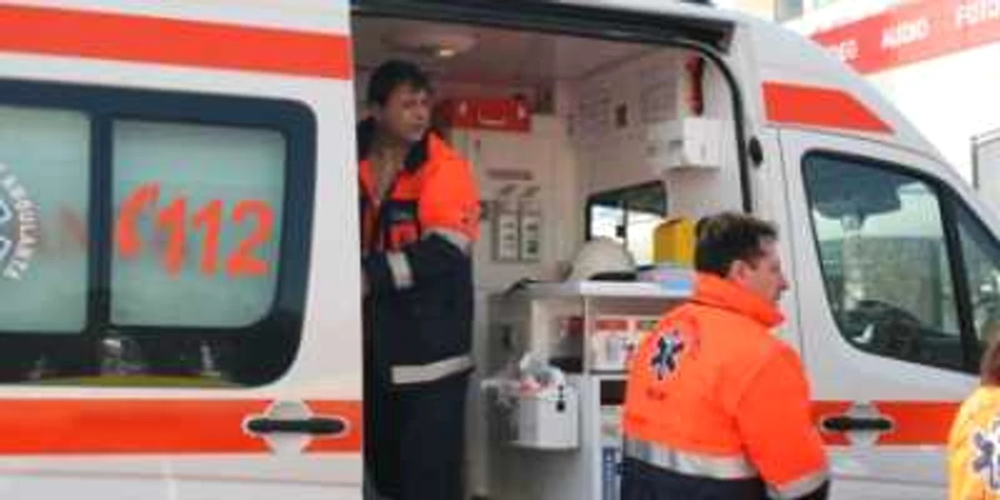 Răniţii au fost transportaţi de urgenţă la spital