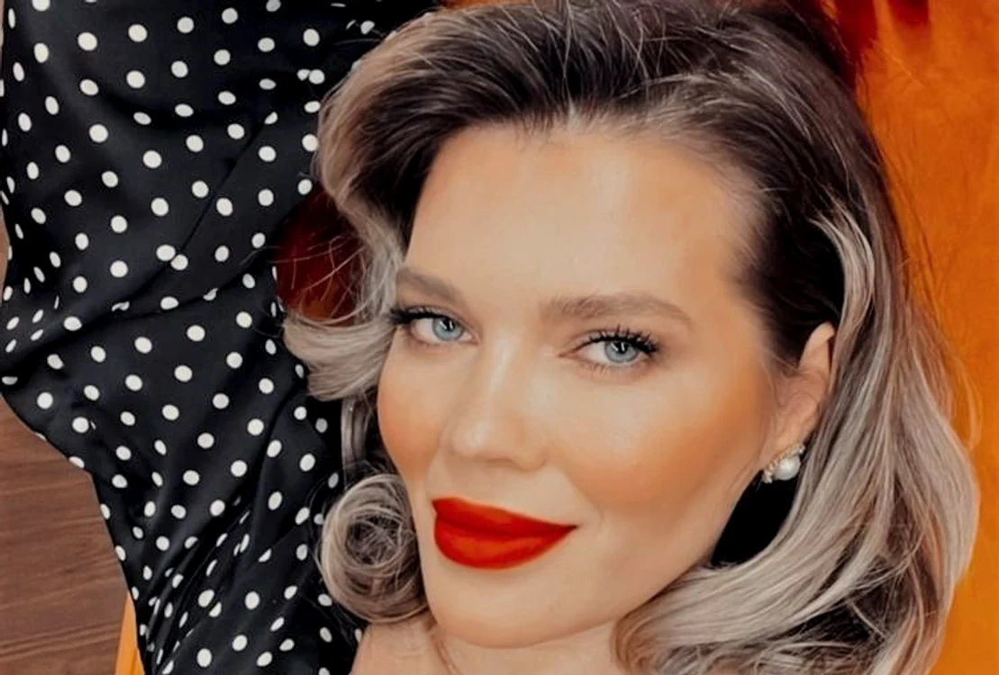 VIDEO Gina Pistol, gata să-l «traducă» pe Smiley? Ce tentații a întâlnit blondina