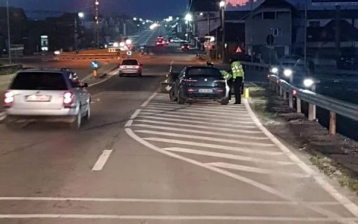 Accident la intrare în Râmnicu Vâlcea - Râureni - provocat de un bărbat venit din Italia care a fugit din izolare Foto gazatavalceana ro