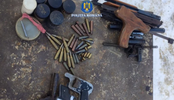 Cercetările continuă. FOTO: Poliția Română