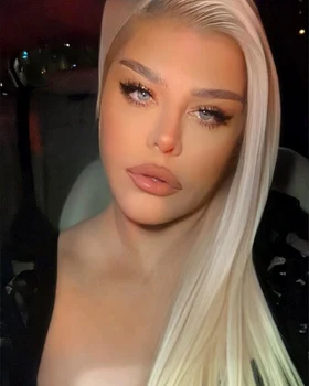 Loredana Groza seamănă tot mai mult cu Loredana Chivu