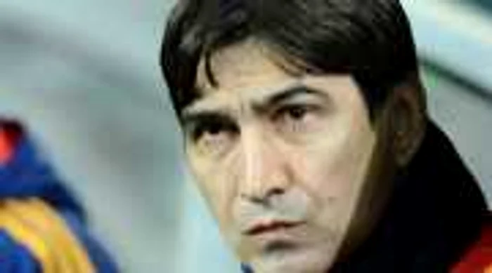 Piţurcă semnează cu Craiova după meciul cu Braşov - Revista presei sportive