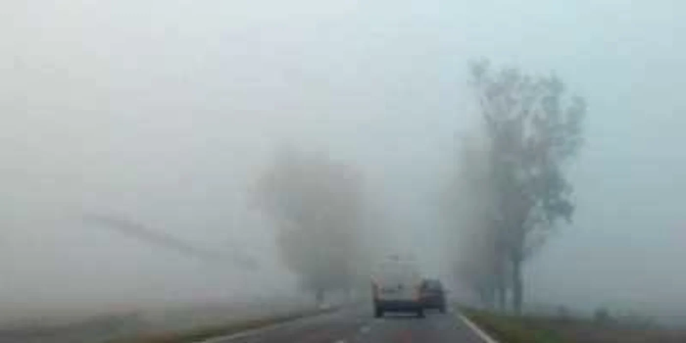 Baia Mare: Ceaţa îngreunează circulaţia pe drumurile naţionale