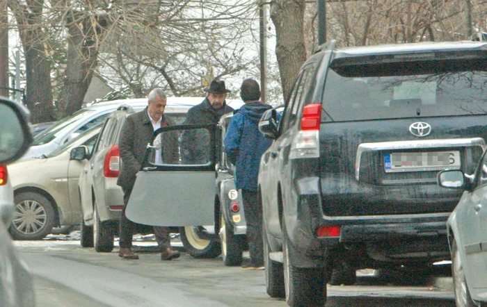 SPP-iștii care-l escortau pe președintele Senatului au sărit să-l ajute