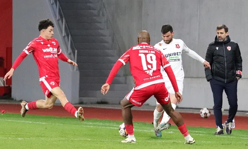 Dinamo (Sportpictures) jpg