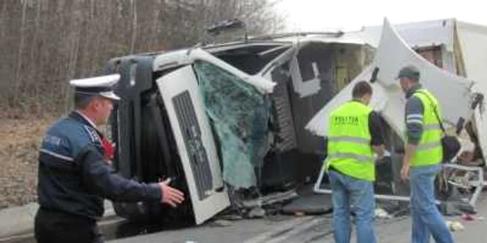 Accident cu 2 morti la Limpeziș