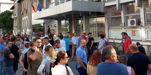 Imagine de la protestul pentru apă de la Bacău FOTO RezistBacău