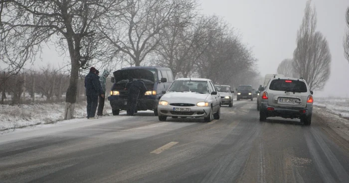 Urmează zile cu viscol şi ninsoare