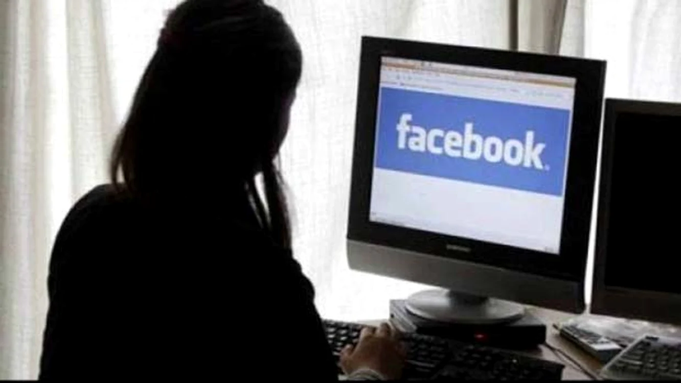 
    Acest mesaj a apărut tuturor utilizatorilor foto: captură Facebook  