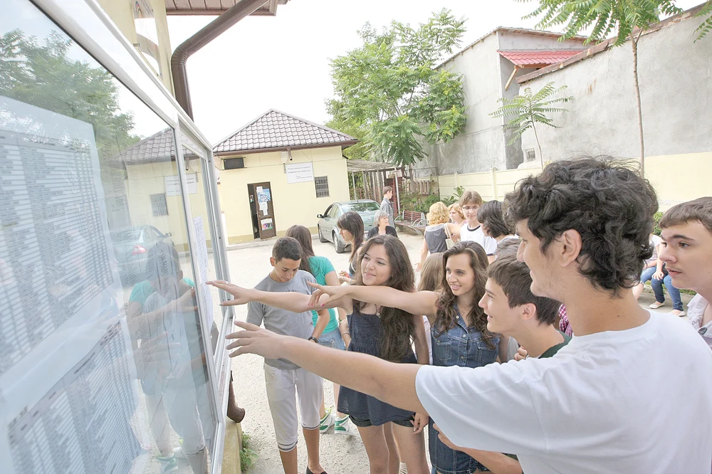 Admiterea la liceu 2026. Ce elevi pot intra fără să susțină Evaluarea Națională. Poți fi admis la liceul militar fără examen?