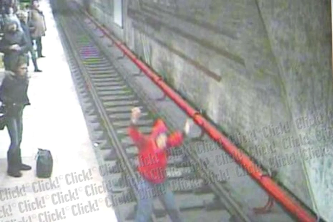 George Dăbuleanu are 49 de ani  şi după fiecare incident a fost  scos de pe traseu ca să-şi revină (Fotografii: Dorin Constanda )