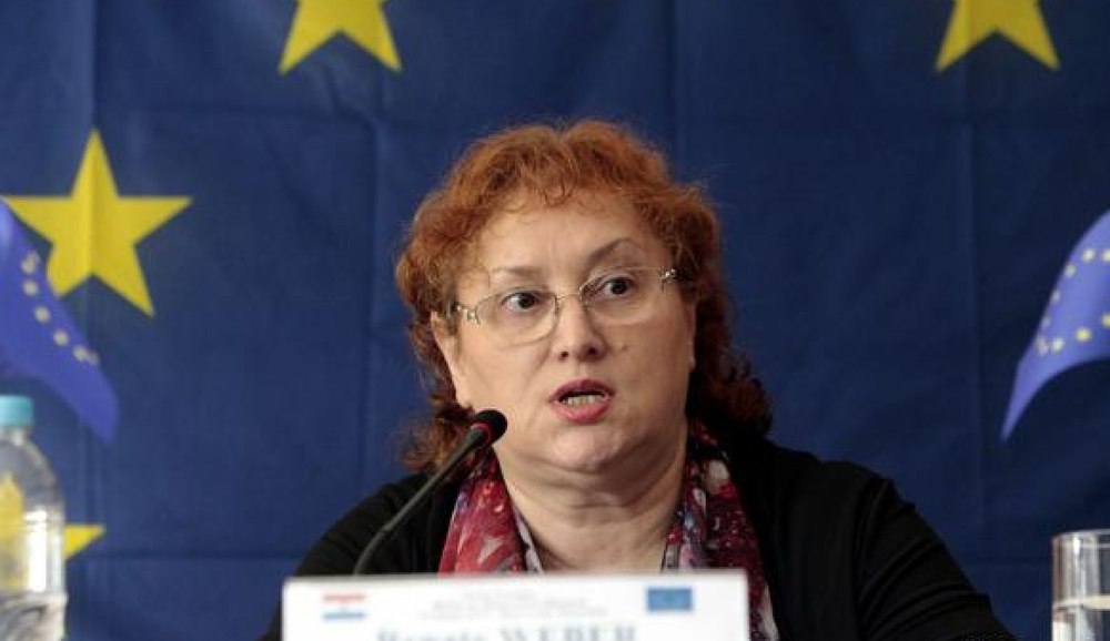 Ordonanța Guvernului Bolojan privind tăierile din administrație, atacată la CCR de Avocatul Poporului