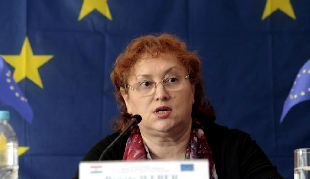 Avocatul Poporului a atacat la CCR ordonanța tăierilor la stat FOTO: Arhivă