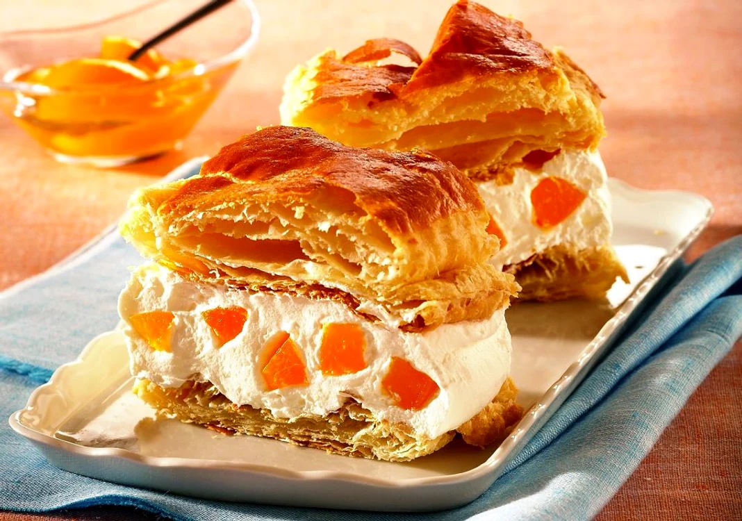 prajitura cu piersici si branza de vaci jpeg