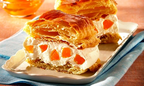 prajitura cu piersici si branza de vaci jpeg