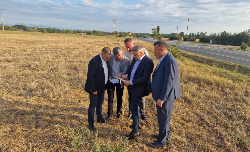 Un mare depozit de legume și fructe se va construi din bani publici lângă Buzău. Va aproviziona toată regiunea
