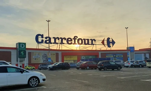 Carrefour FOTO Shutterstock