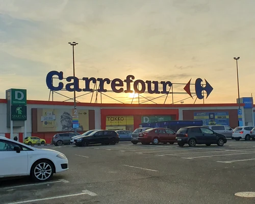 Carrefour FOTO Shutterstock