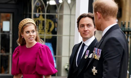 Prințesa Beatrice, Edoardo Mapelli Mozzi și Prințul Harry la Westminster Abbey, încoronarea lui Charles, Getty jpg