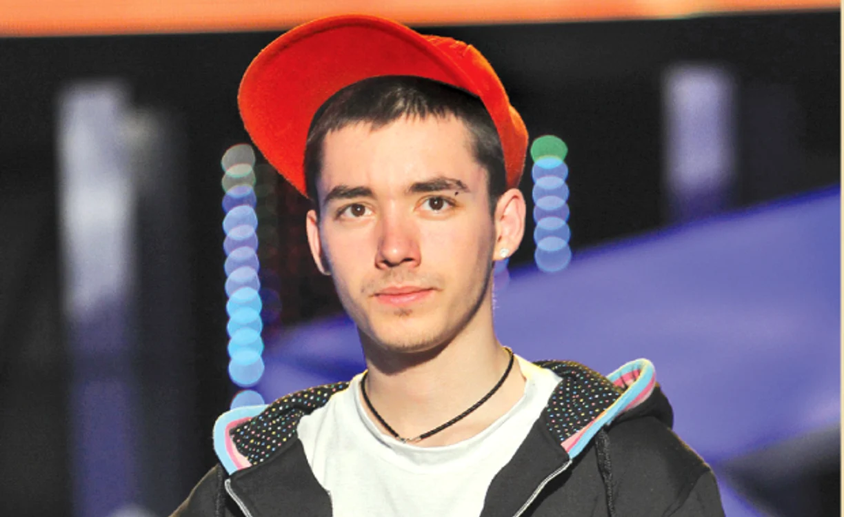 
    Adrian Ţuţu, câştigător al primului sezon „Românii au talent“  