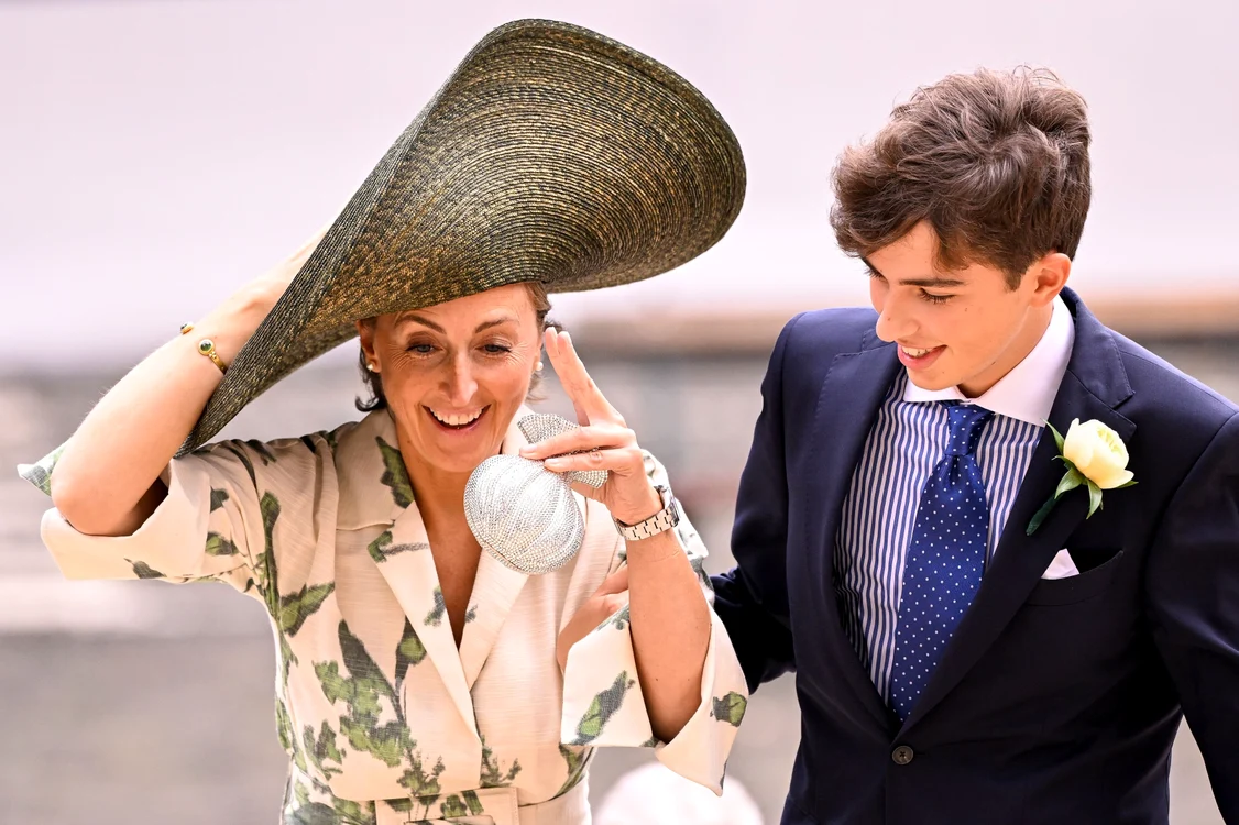 Prințul Aymeric alături de mama sa, Prințesa Claire