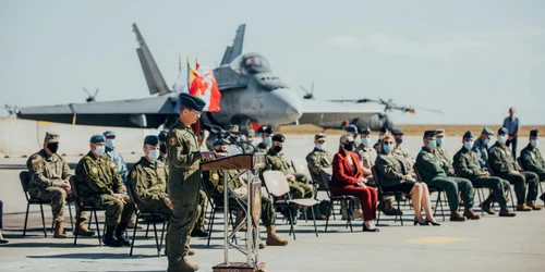 detaşament canadian foto facebook fortele aeriene romane 