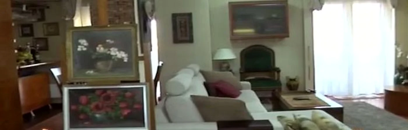 Operele de artă sunt prezente în fiecare cameră a apartamentului