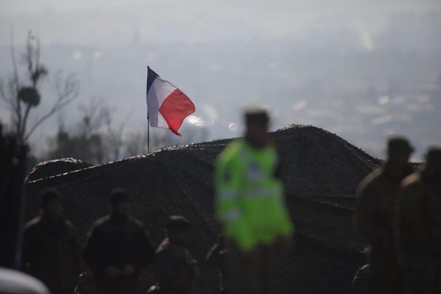 Franța anunță că își menține militarii din România: „Rămânem aici şi suntem fericiţi să o facem"  