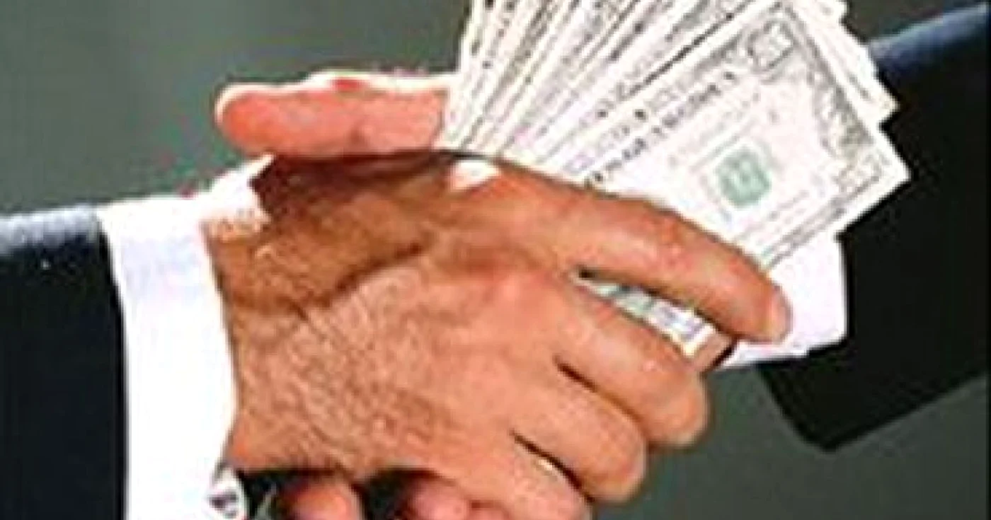 Botoşani: Functionarii publici, cei mai corupţi!