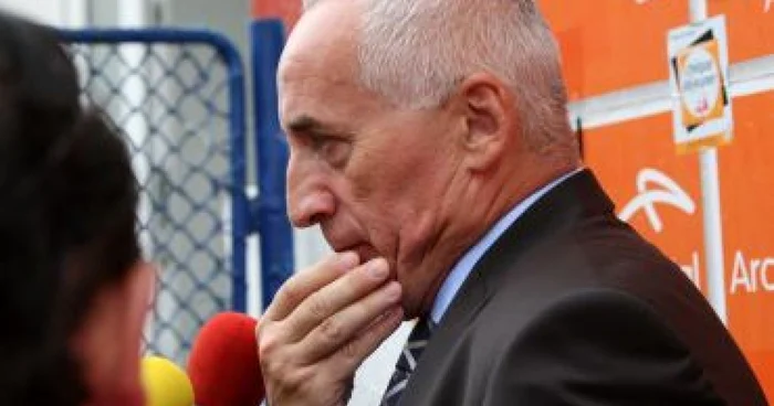 Galaţi: Oţelul ia bani de la bănci pentru supravieţuire