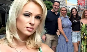  Catrinel Sandu a venit în România cu toată familia
