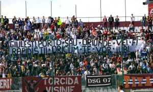Răvăşitoarea viaţă a suporterului Gică jpeg
