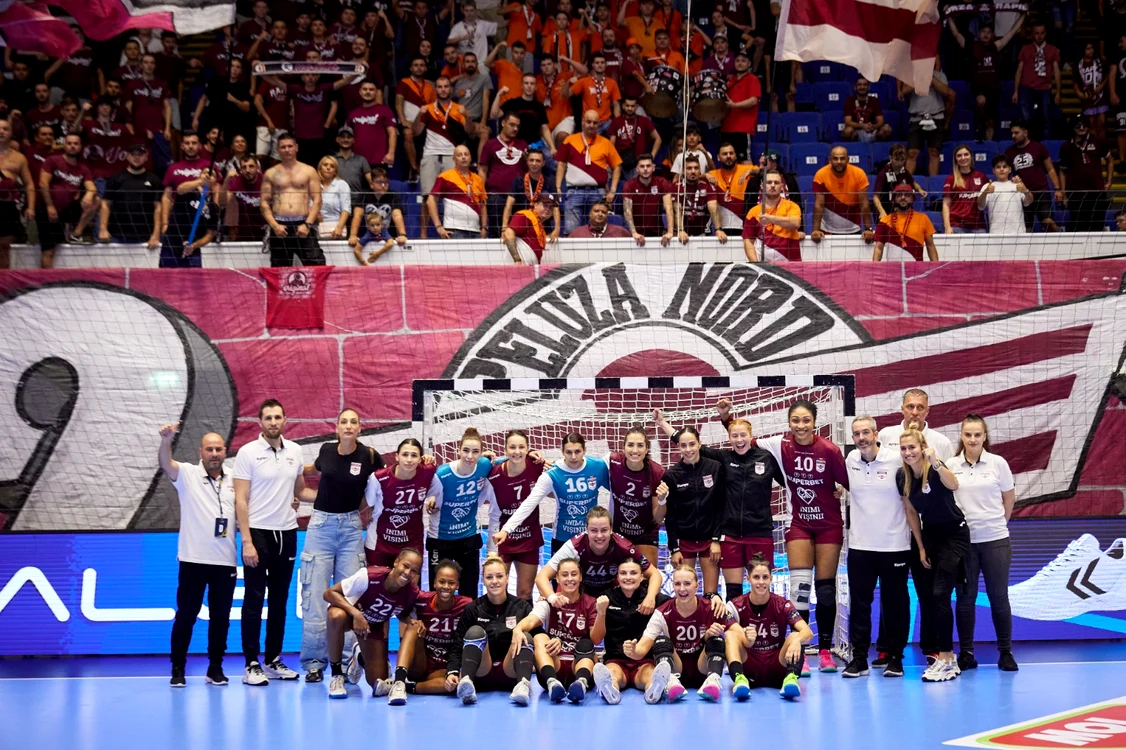 Victorie la limită pentru Rapid București în Liga Campionilor la handbal feminin
