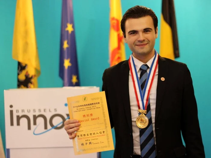 Ionut Budisteanu este student la Universitatea din Bucuresti. Foto facebook