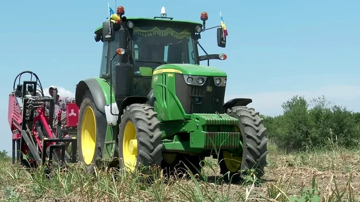 Agricultorii se află în plină  campanie de recoltare