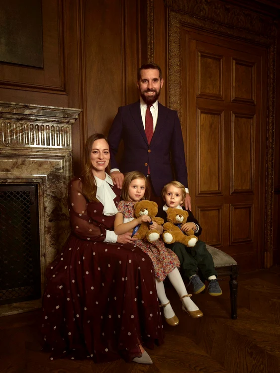 Nicolae al României, felicitare de Crăciun alături de familie, Foto Facebook 2 jpg