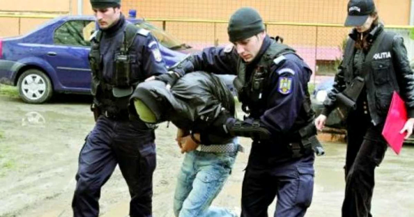 Hoţul a fost reţinut de poliţişti chiar în ziua de Mărţişor FOTO Arhivă