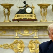 TRUMP BIROUL OVAL jpg