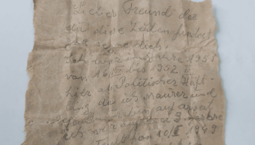 Scrisoarea unui deținut politic, descoperită în zidurile Cazinoului din Constanța. „Viața mea este în mâinile Domnului”
