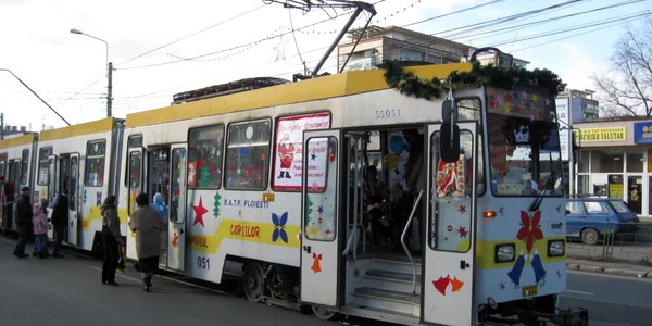 Ploieşti: Tramvaiul copiilor va fi împodobit de sărbătoare