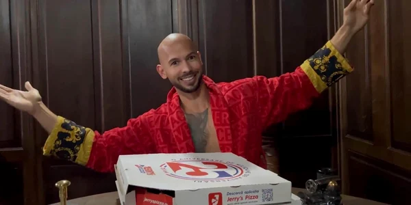Andrew Tate si cutia de Jerry's Pizza FOTO Profimedia 