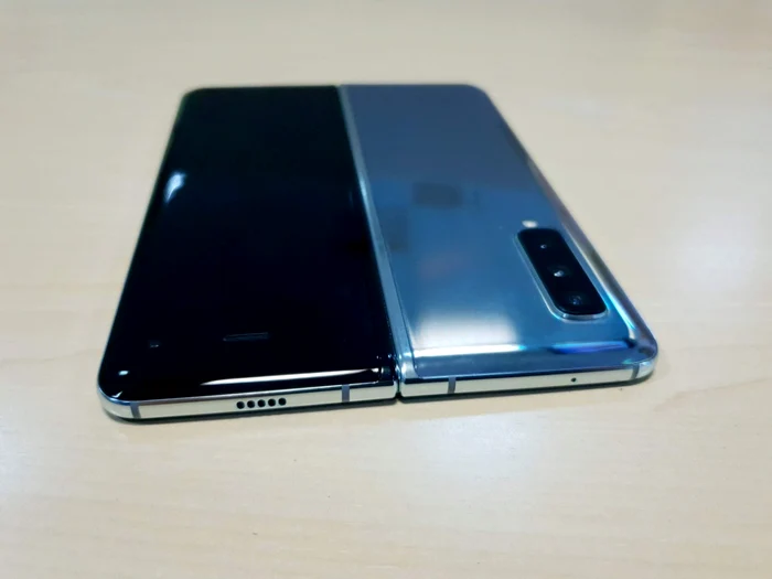 Samsung Galaxy Fold FOTO Adrian Pogîngeanu