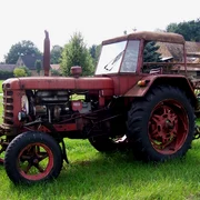 UTB Universal 650 jpg