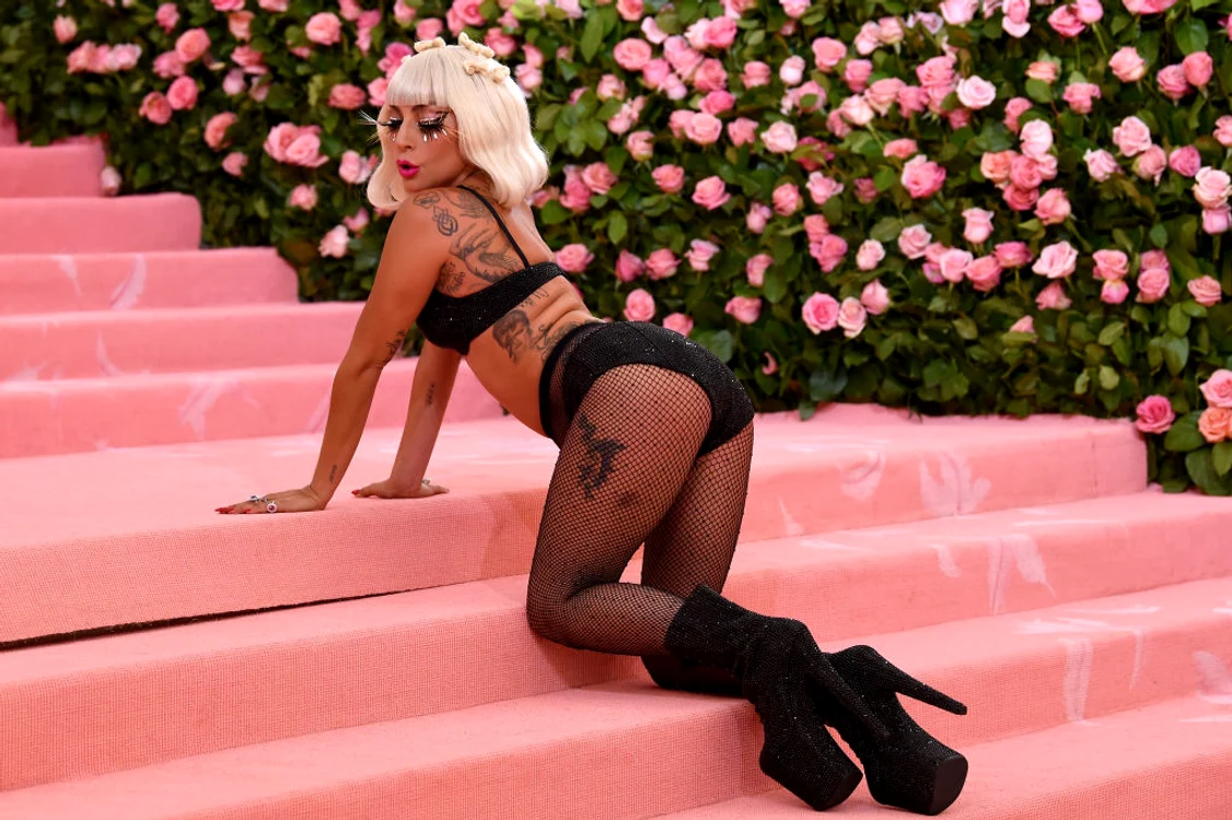 Lady Gaga a oferit publicului prezent la Met Gala 2019 un spectacol de neuitatFoto: Getty