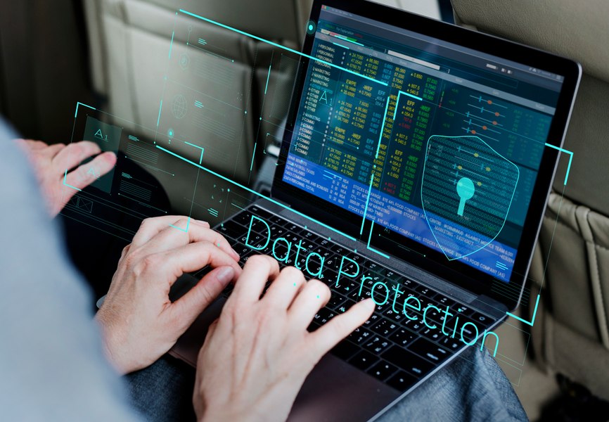 Cum să demontezi șantajul digital: dovezi, raportare și protecția împotriva hărțuirii online