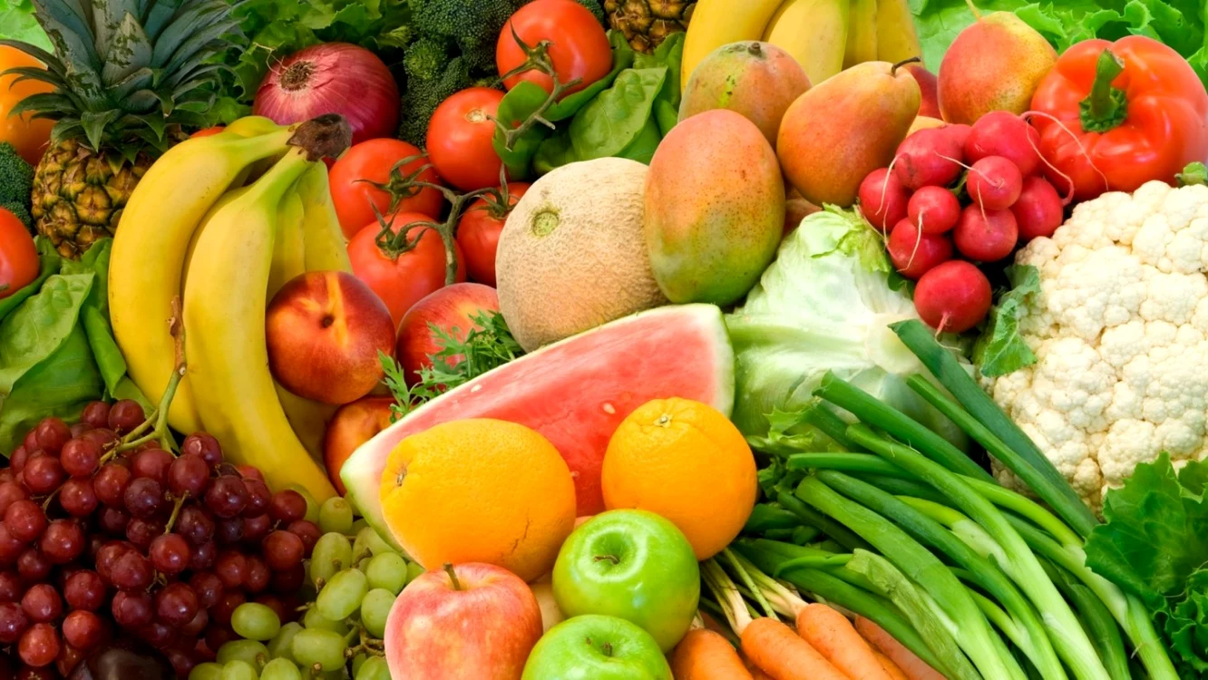 Legumele şi fructele ar trebui să fie nelipsite din dieta zilnică FOTO Adevărul